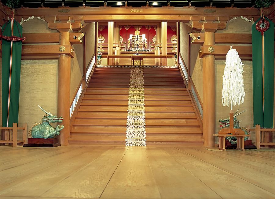 石清尾八幡宮